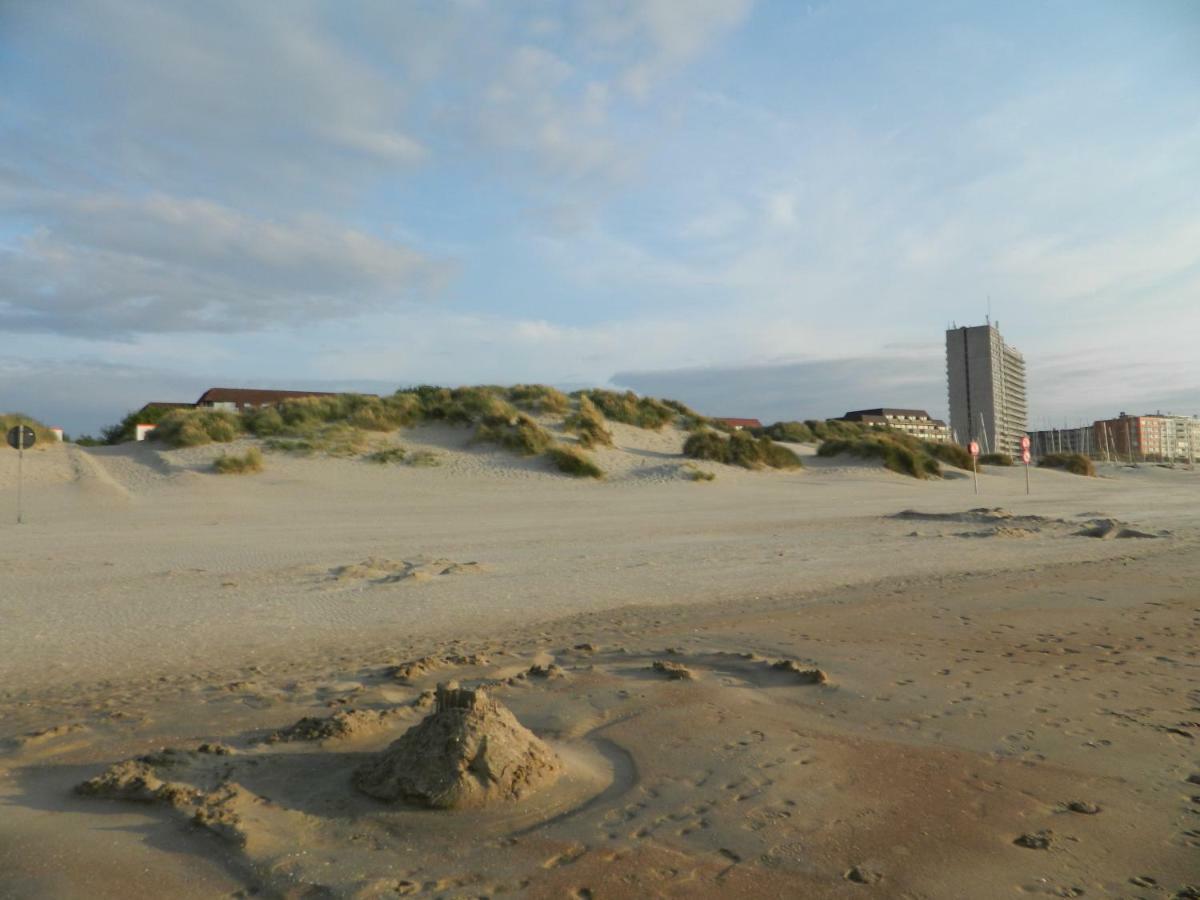 Apartamento Schoonzicht Oostduinkerke Exterior foto